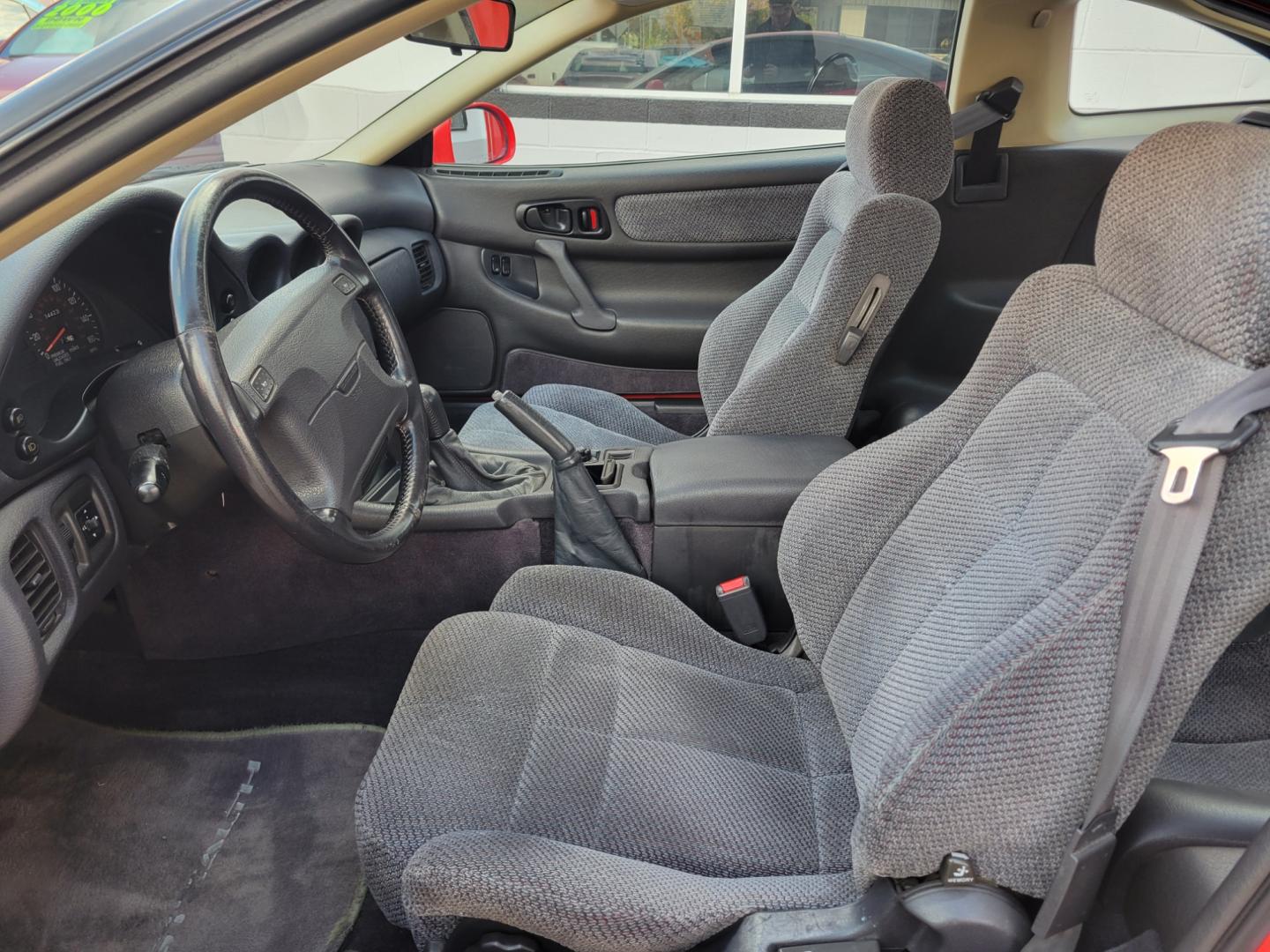 1992 Red Dodge Stealth ES (JB3XD54B6NY) with an 3.0L V6 DOHC 24V engine, Manual Transmission transmission, located at 503 West Court, Seguin, TX, 78155, (830) 379-3373, 29.568621, -97.969803 - Photo#4